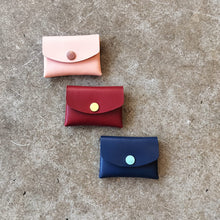 Load image into Gallery viewer, Shrew - Riley Leather Cardholder
