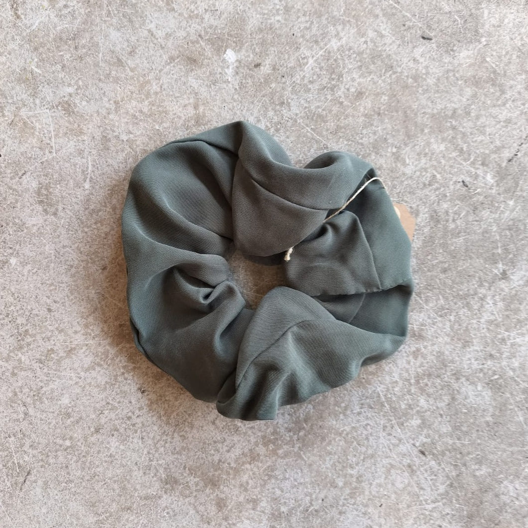 Rosana Exposito - XL Scrunchie In Green Tencel