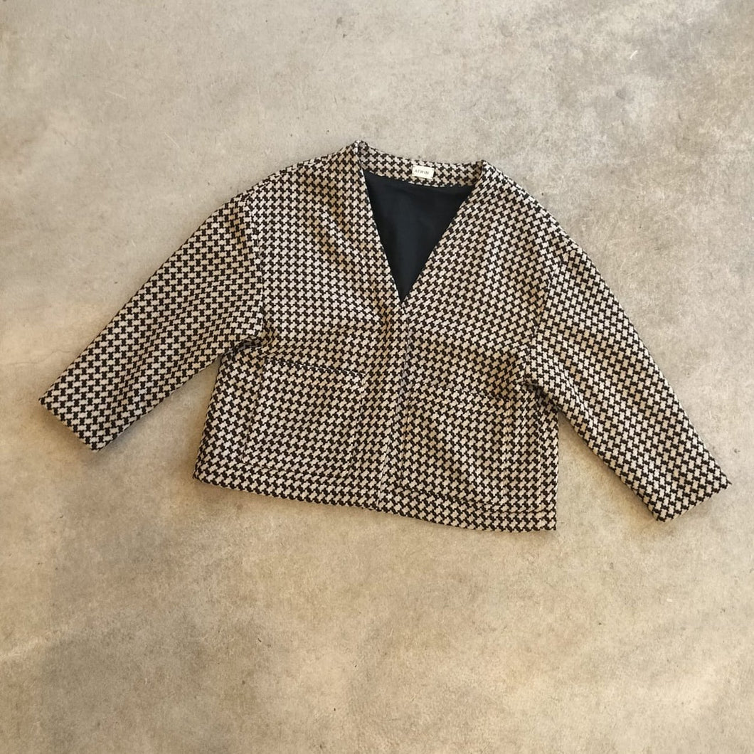 Atwin - Boxy Jacket In Brown & Cream Houndstooth