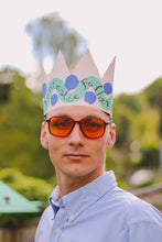 Load image into Gallery viewer, Hadley Paper Goods - Fantastic Father Party Hat Card
