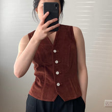 Load image into Gallery viewer, Xi Atelier - Avery Waistcoat In Rust Corduroy
