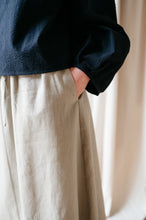 Load image into Gallery viewer, handmade linen skirt with pocket | maxi skirt with pockets

