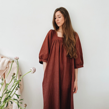 Load image into Gallery viewer, The Regular Works - Square Neck Quilt Dress In Rosewood Linen
