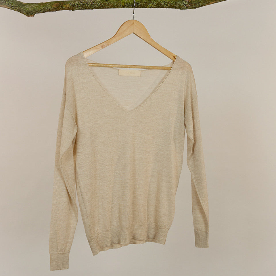 Lora Gene - V-Neck Top In Oat